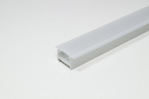 LS LED Leuchtenprofil Porto 1 16x11 Aufbau  LS.2000307 - LS LED Leuchtenprofil Porto 1 
16x11 Aufbau, Einbau Aluminium EV1 
L: 3000 mm 
LS.2000307
