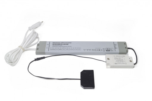 LS Emotion 1-Kanal Steuerung Frankfurt 24 V LS.2000373 - LS Emotion 1-Kanal Steuerung Frankfurt 
24 V mit Konverter 60 W 16 mm 
ohne Fernbedienung 
LS.2000373