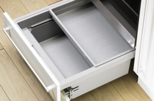 Auszug Herdunterbau 0046816 - Auszug Herdunterbau 0046816   
Sockelhöhe min.150mm Set