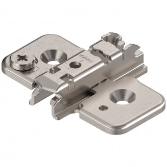 Blum Clip Kreuzmontageplatte Distanz 3 mm vernickelt - Blum Clip Montageplatte, kreuz, 3 mm, 
Stahl, Schrauben, HV: Exzenter, vernickelt,
173H7130 | 2