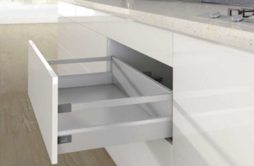 ArciTech Längsreling - ArciTech Längsreling 
Stahl pulverbeschichtet silber 
Nennlänge 550 mm 
rechts  9122014 | 2