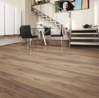 Kaindl Classic Touch Eiche Tortona PEFC - Kaindl Classic Touch Eiche Tortona, 
Oberflächenoptik Authentic Touch, direktbeschicheter Laminatboden, 
Nutzungsklasse 32, Trägermaterial: Optima HDF
Abriebklasse AC4, 
9 Stück/Pack = 2,40 qm
52 Pakete/Palette = 124,80 qm
100% PEFC zertifiziert, DNVSE-PE | 3