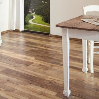 Kaindl Natural Touch Eiche Farco Elegance PEFC - Kaindl Natural Touch Eiche Farco Elegance
Oberflächenoptik Farco Oak, direktbeschichteter Laminatboden, 
Nutzungsklasse 32, Trägermaterial: Optima HDF, 
Abriebklasse AC4, 
9 Stück/Pack = 2,40 qm
52 Pakete/Palette = 124,80 qm
100% PEFC zertifiziert, DNVSE- | 3