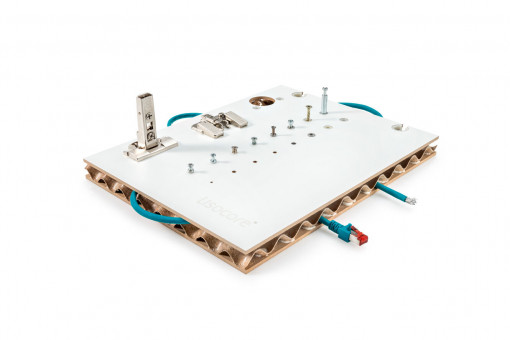 Lisocore Verbundplatte Sperrholz ultra-leicht Pappel - Verbundplatte Lisocore
15 mm, beids. 3 mm Deckfurnier
Aufbau: Pappel Fine Line/ Pappel / Pappel Fine Line 
Roh, geschliffen, E05 ultraleicht | 4